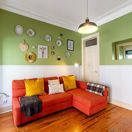 Spacious With Terrace At Graca * Lisboa